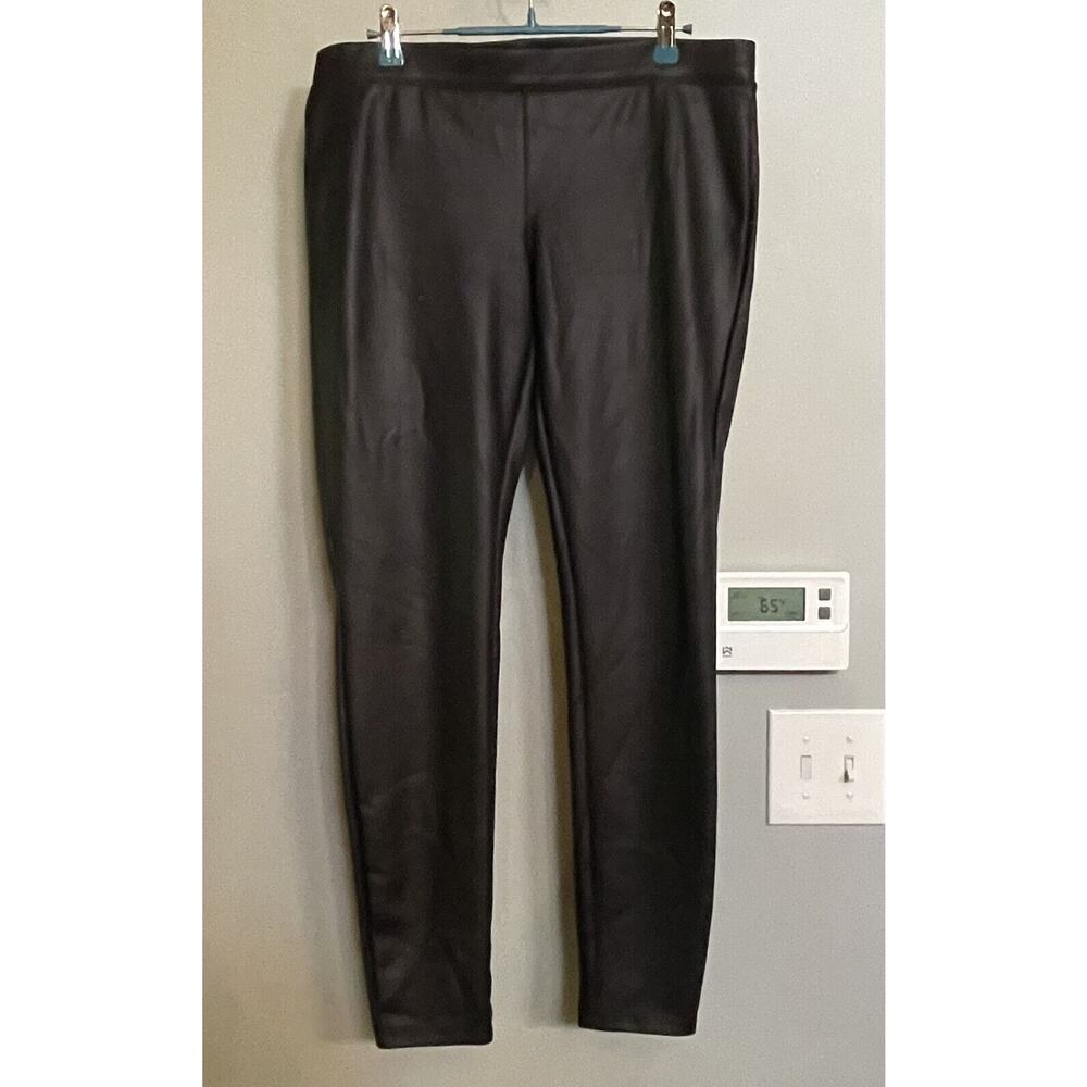 Express Black Faux Leather Cropped Skinny Mid Rise Pants Women's Large EUC